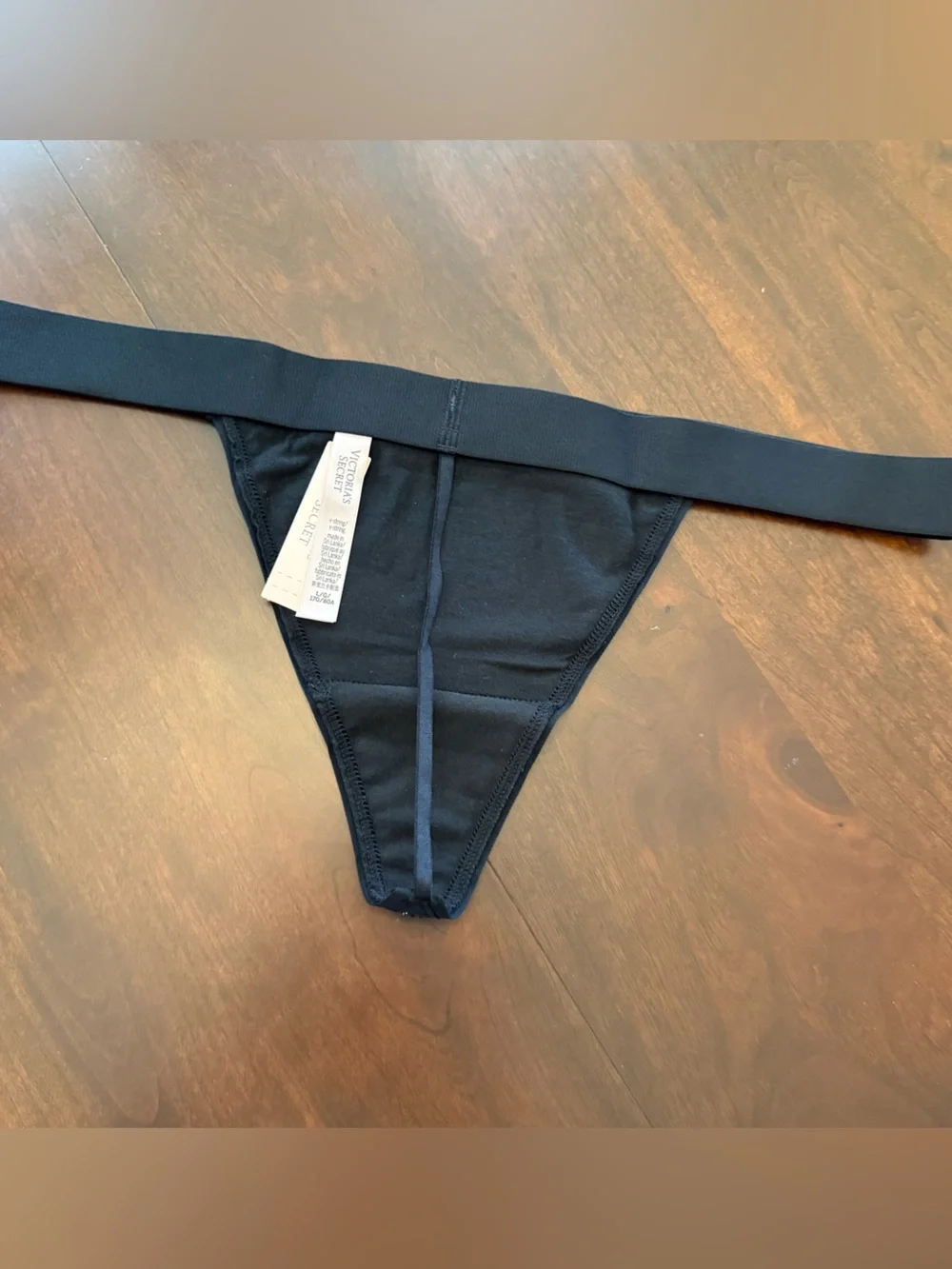 Victoria secret Shine V-String Panty NWT Size L - Picture 4 of 6